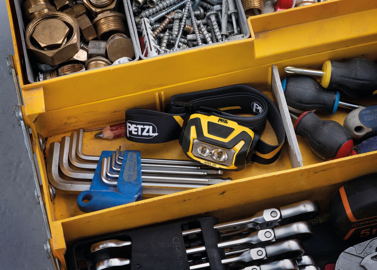 Petzl Aria 2R 2026 černožlutá