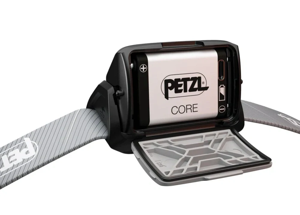 Petzl Tikka Core 2025 černá